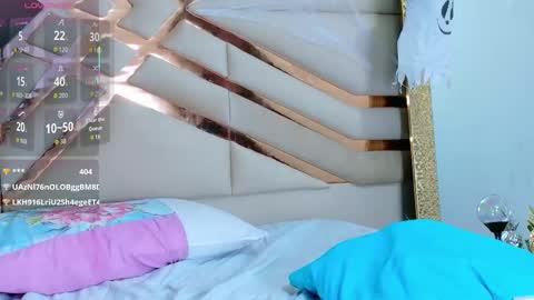 Khloe  online show from October 27, 12:36 am