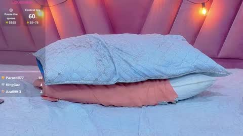 Khloe  online show from February 3, 12:31 am