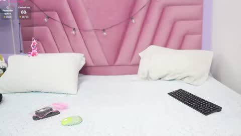 Khloe  online show from July 10, 11:57 am