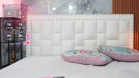 Khloe  online show from July 12, 11:45 am