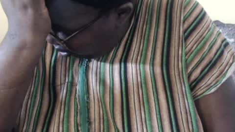 Snapshot of hornybigtitts chatting on January 17, 9:28 am monica zain online show from January 17, 9:28 am