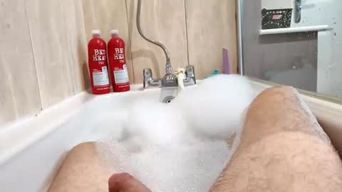 hornybiker1987 online show from December 14, 7:29 pm