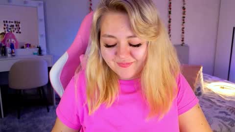 HornyCakee online show from November 24, 2:39 pm