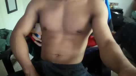 hornycollegeboy510 online show from June 20, 12:14 am
