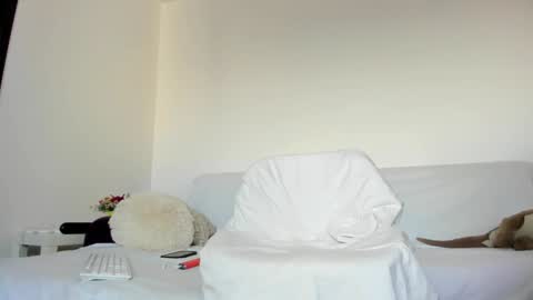 Snapshot of hornyemma_ chatting on January 30, 11:55 am Emma online show from January 30, 11:55 am