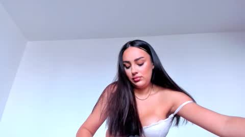 Snapshot of hornyemma_ chatting on September 24, 8:50 am Emma online show from September 24, 8:50 am