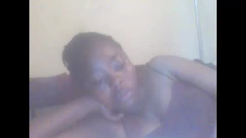 Snapshot of hornygal001 chatting on December 1, 5:56 am hornygal001 online show from December 1, 5:56 am