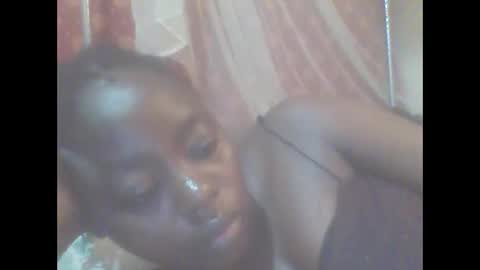 hornygal001 online show from February 3, 6:22 am