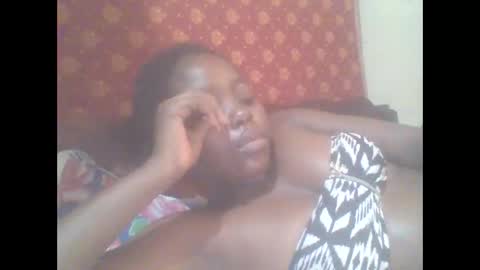 hornygal001 online show from April 25, 1:41 pm