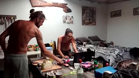 Nix  D online show from December 21, 12:34 pm