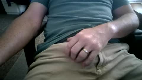 Snapshot of hornyhubby1001 chatting on July 21, 2:19 pm hornyhubby1001 online show from July 21, 2:19 pm