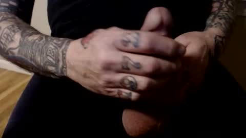 Snapshot of hornyhumpers chatting on February 18, 5:58 am Hornyhumper online show from February 18, 5:58 am