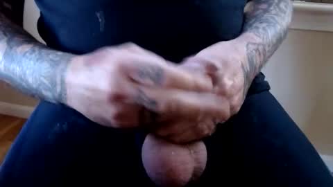 Hornyhumper online show from May 4, 12:56 pm