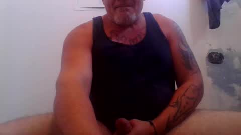 hornyhungwhiteboy4u269 online show from October 2, 6:48 pm