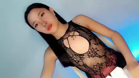 hornykylie047 online show from November 5, 12:32 am