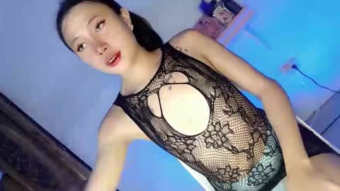 Snapshot of hornykylie047 chatting on November 7, 7:14 pm hornykylie047 online show from November 7, 7:14 pm