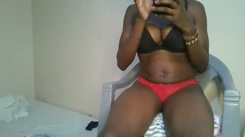 Snapshot of hornylittleprinces chatting on October 6, 10:29 pm Princes online show from October 6, 10:29 pm