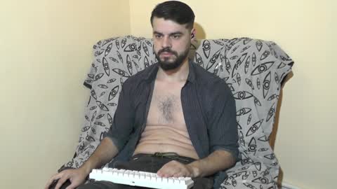 Snapshot of hornymaster93 chatting on January 1, 7:43 pm hornymaster online show from January 1, 7:43 pm