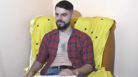 Snapshot of hornymaster93 chatting on January 11, 9:36 am hornymaster online show from January 11, 9:36 am