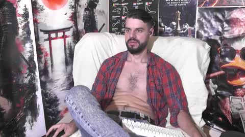 Snapshot of hornymaster93 chatting on September 21, 1:35 pm hornymaster online show from September 21, 1:35 pm
