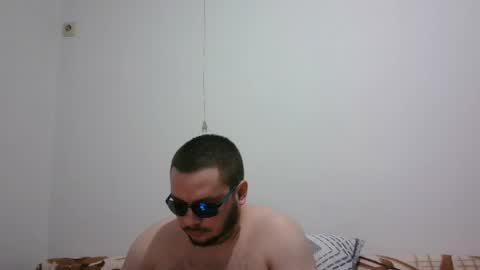 hornymonkey991 online show from April 29, 6:36 pm