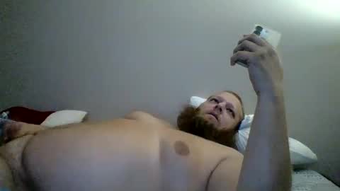 Snapshot of hornynccascade chatting on October 3, 10:40 pm hornynccascade online show from October 3, 10:40 pm