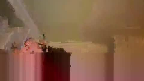 Snapshot of hornyonelooking1 chatting on February 12, 11:18 am hornyonelooking1 online show from February 12, 11:18 am