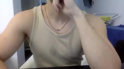 Snapshot of hornyspaniard93 chatting on January 12, 4:12 pm hornyspaniard93 online show from January 12, 4:12 pm