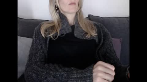 Hornyssima online show from April 24, 9:12 am