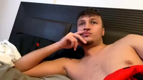 Snapshot of hornystar77 chatting on January 31, 1:34 pm Ayan online show from January 31, 1:34 pm