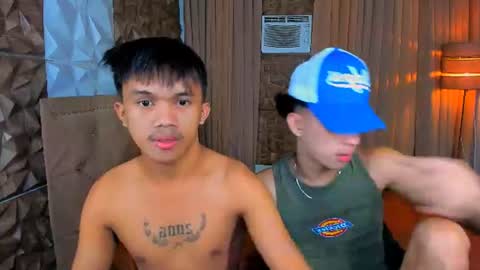 Snapshot of hornytwinkx69 chatting on July 20, 4:09 pm hornytwinkx69 online show from July 20, 4:09 pm