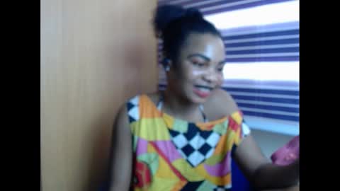 Snapshot of hornyxbum chatting on December 13, 7:15 am hornyxbum online show from December 13, 7:15 am