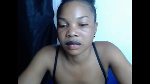 Snapshot of hornyxbum chatting on January 10, 8:48 pm hornyxbum online show from January 10, 8:48 pm