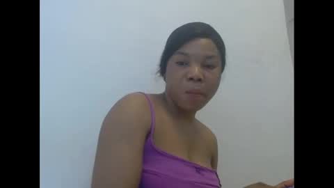 Snapshot of hornyxbum chatting on February 27, 2:00 pm hornyxbum online show from February 27, 2:00 pm