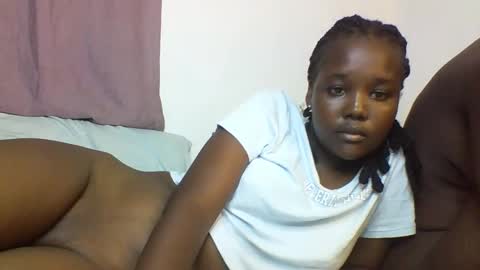 Its Cora online show from October 12, 8:19 pm