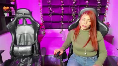 Snapshot of hornyy_mom chatting on January 4, 1:10 pm hornyy mom online show from January 4, 1:10 pm