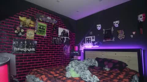 Messalina Horror online show from February 7, 1:20 am