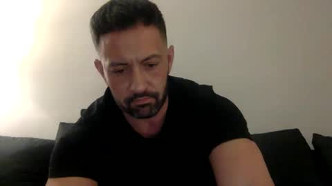 Snapshot of horsechris chatting on March 23, 8:57 pm Chriss90 online show from March 23, 8:57 pm