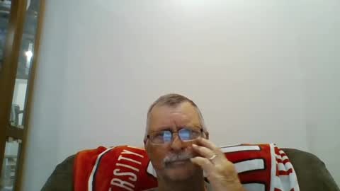 Snapshot of hot4tightholes chatting on July 2, 12:33 pm hot4tightholes online show from July 2, 12:33 pm