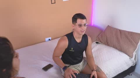 Snapshot of hot69temptation chatting on December 9, 2:28 pm Marcus Tatti online show from December 9, 2:28 pm