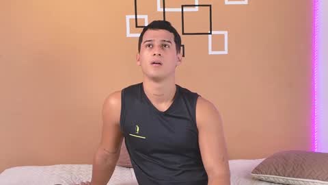 Snapshot of hot69temptation chatting on December 9, 5:30 pm Marcus Tatti online show from December 9, 5:30 pm