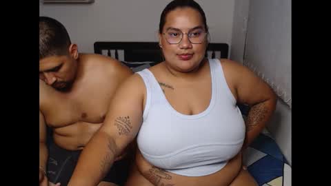 Snapshot of hot__husbands chatting on January 22, 4:02 am hot__husbands online show from January 22, 4:02 am