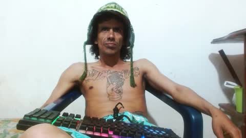 Snapshot of hot_and_complacent chatting on December 31, 10:23 pm Private open online show from December 31, 10:23 pm