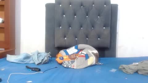 Snapshot of hot_and_complacent chatting on January 26, 2:24 am Private open online show from January 26, 2:24 am