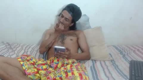 Snapshot of hot_and_complacent chatting on November 27, 12:24 am Private open online show from November 27, 12:24 am