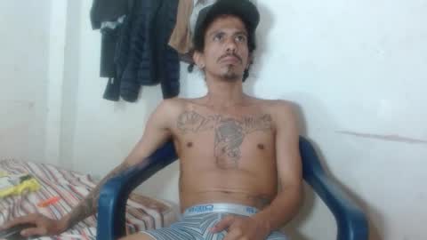 Snapshot of hot_and_complacent chatting on December 14, 8:02 pm Private open online show from December 14, 8:02 pm