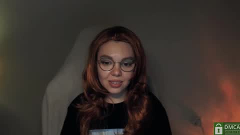 Snapshot of hot_babayaga chatting on December 15, 7:53 pm online show from December 15, 7:53 pm
