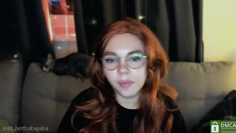 Snapshot of hot_babayaga chatting on December 21, 7:06 pm online show from December 21, 7:06 pm