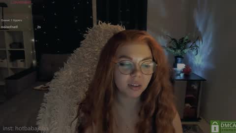 Snapshot of hot_babayaga chatting on January 6, 9:32 pm online show from January 6, 9:32 pm