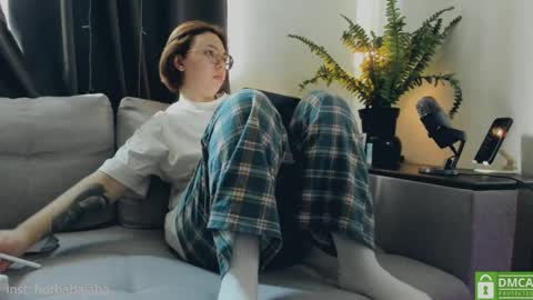 Snapshot of hot_babayaga chatting on February 27, 11:31 am online show from February 27, 11:31 am